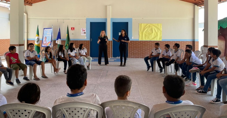 Jandaia Geração de Energia celebra o Dia da Árvore com atividade educacional em escola pública municipal de São Gonçalo do Amarante